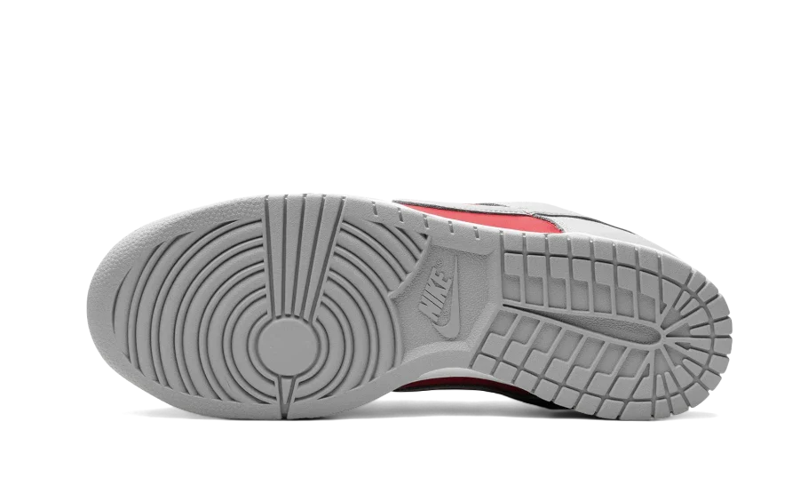 Overkicks - Nike Dunk Low QS CO.JP Reverse Ultraman (2024) (FQ6965-600) - detalle suela