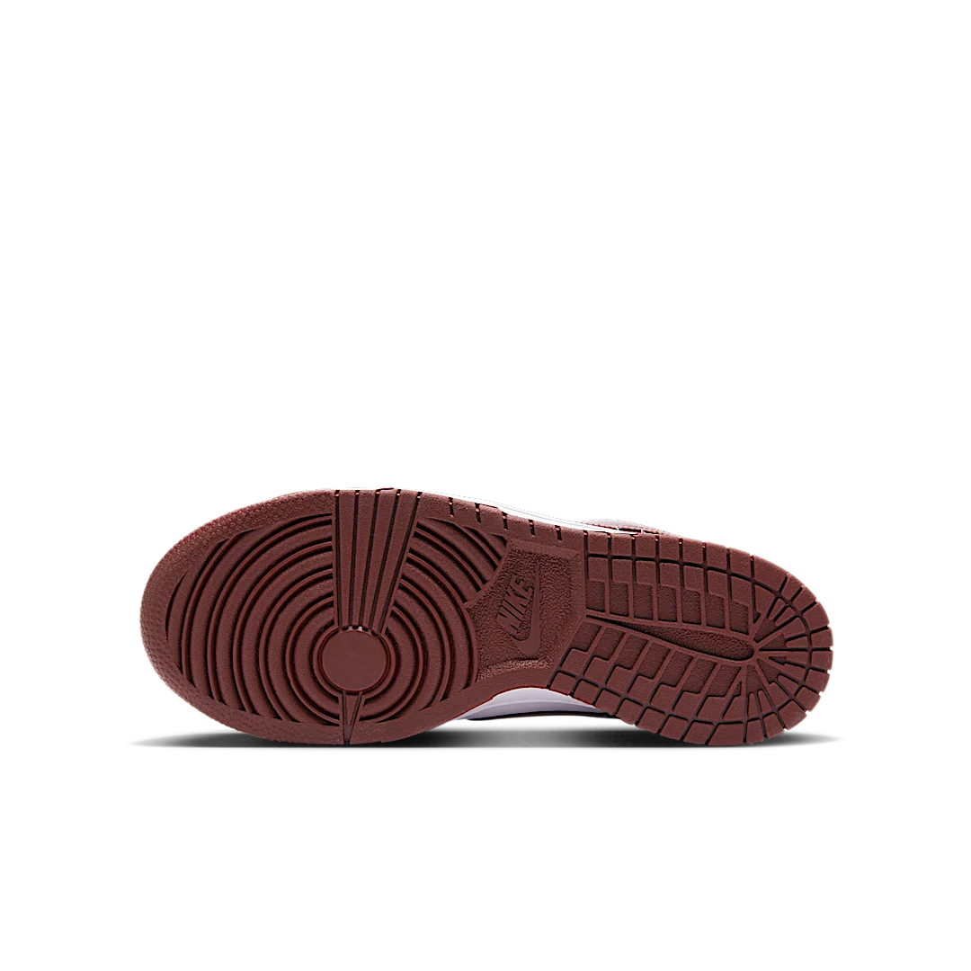 Overkicks - Nike Dunk Low Redwood (FB9109-115) - detalle suela