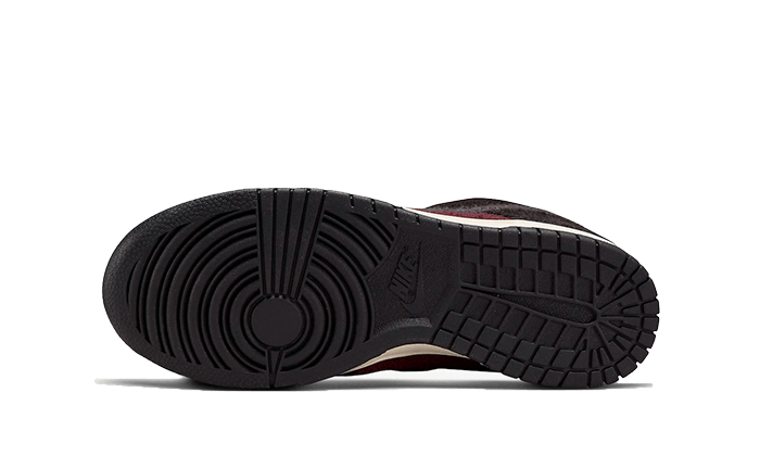 Overkicks - Nike Dunk Low SE Fleece Pack Burgundy Crush (DQ7579-600) - par completo