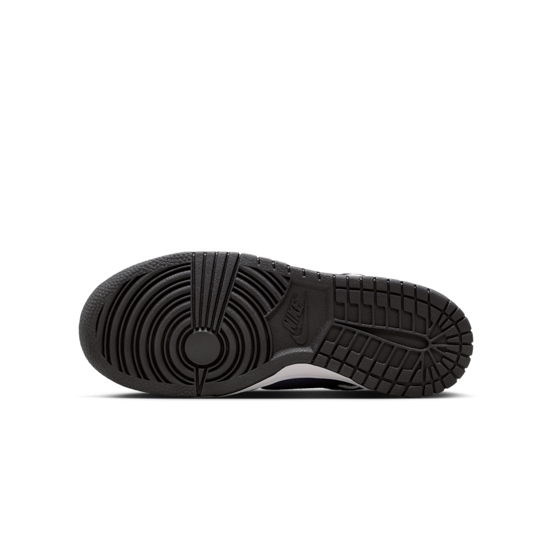 Overkicks - Nike Dunk Low SE Light Carbon White Black (GS) (HV4768-001) - imagen 4