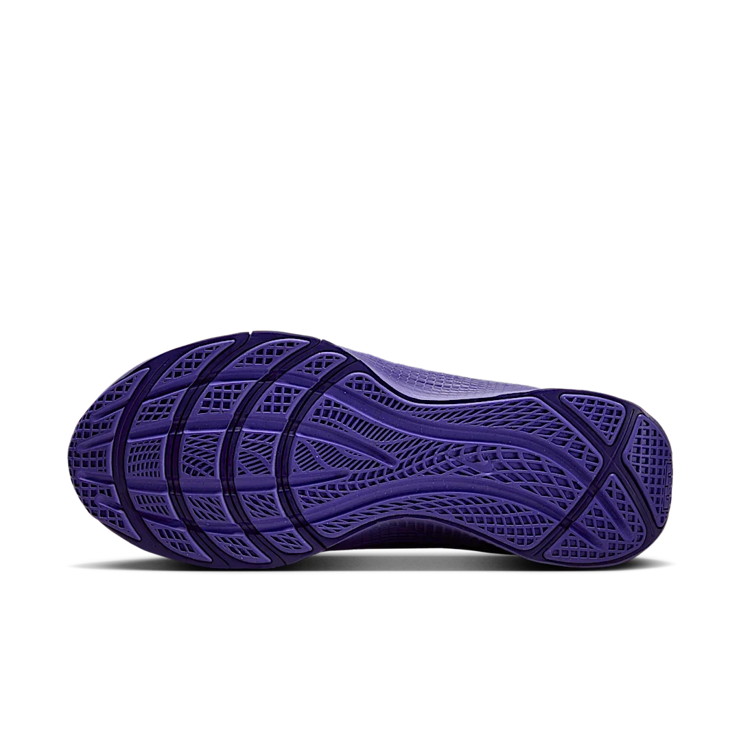 Overkicks - Nike LeBron TR 1 Purple Rain (FJ6151-500) - detalle suela