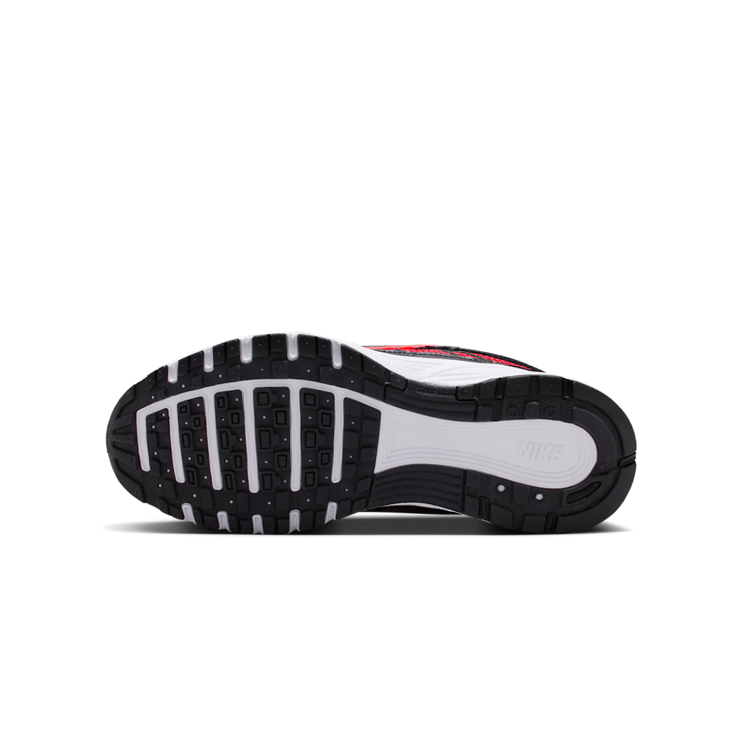 Overkicks - Nike P-6000 University Red Metallic Silver Dark Smoke Grey Black (GS) (HV5064-601) - imagen 4