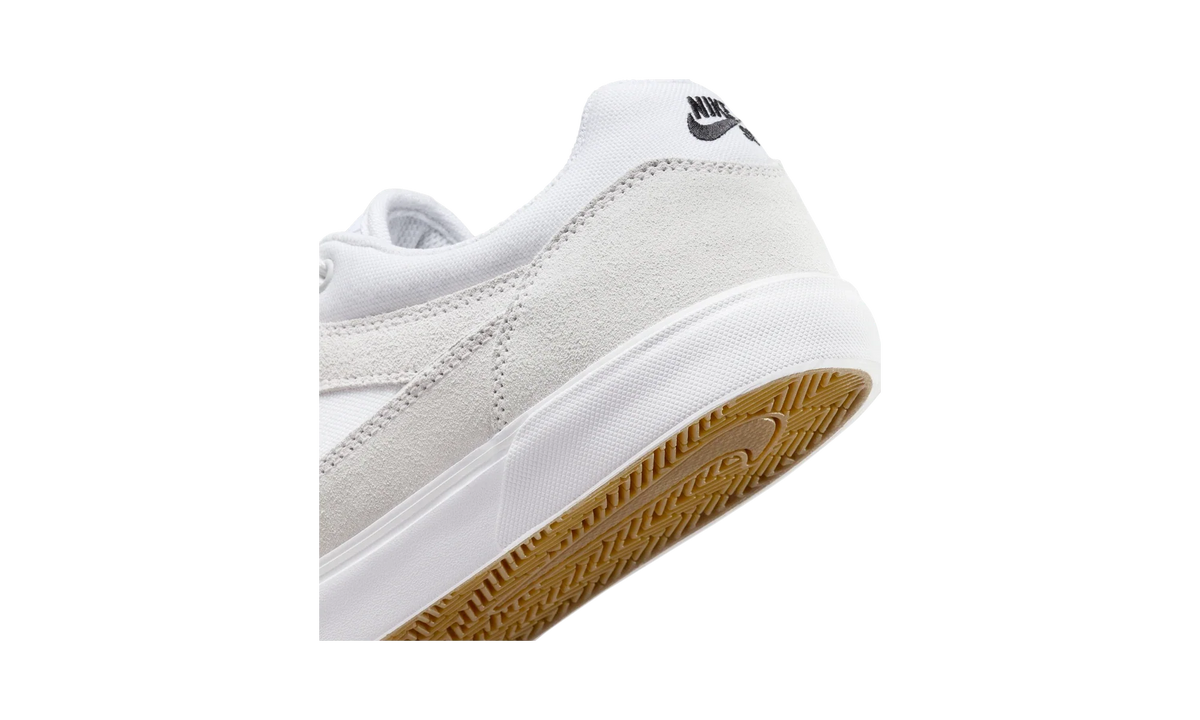 Overkicks - Nike SB Malor White Summit White (FV6064-101) - detalle