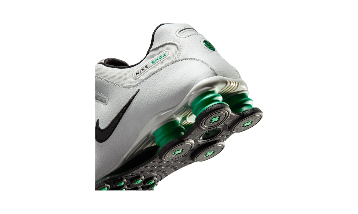 Overkicks - Nike Shox NZ Grey Fog Stadium Green Black (IQ8263-001) - detalle
