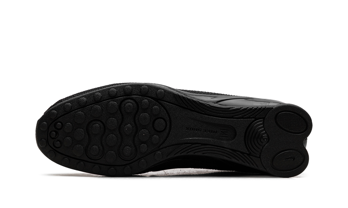 Overkicks - Nike Shox Z Black (Womens) (HQ7540-003) - vista superior