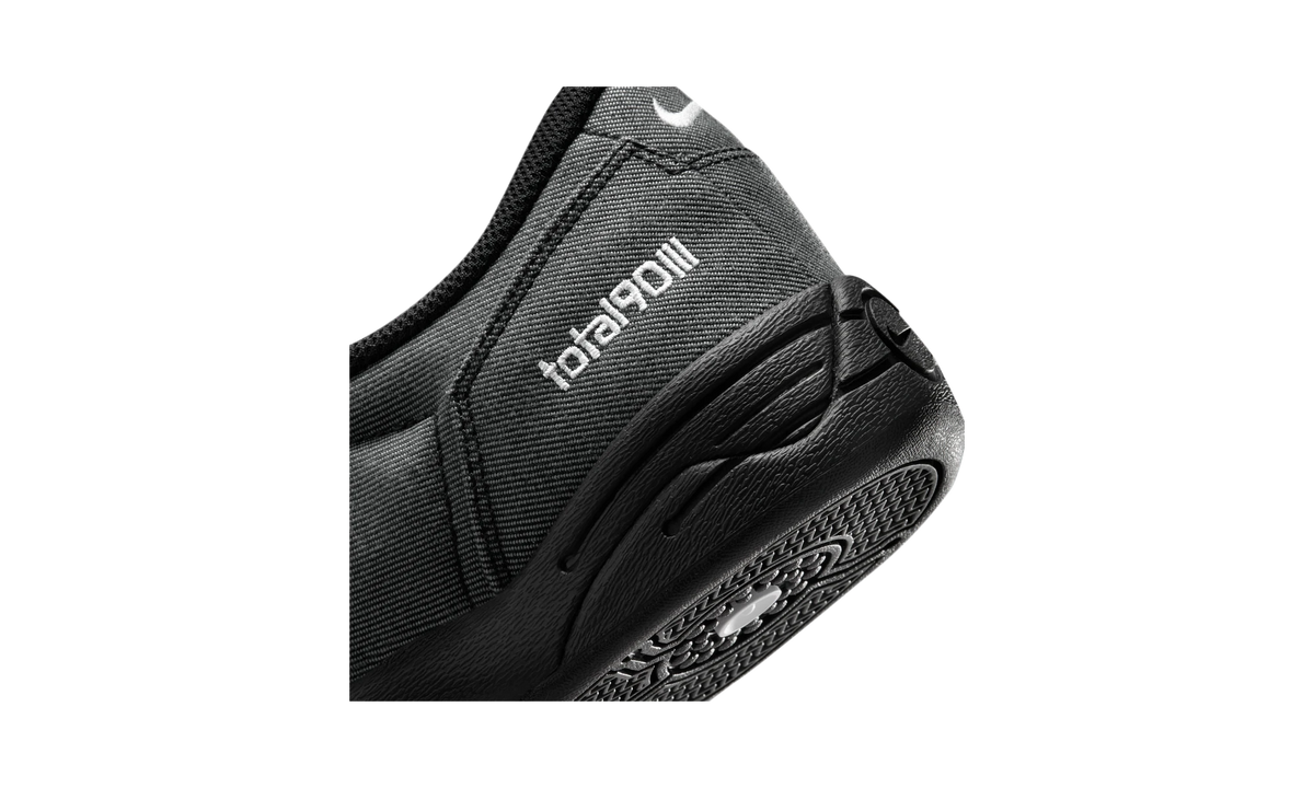 Overkicks - Nike Total 90 Premium Black Denim (IH3585-001) - detalle