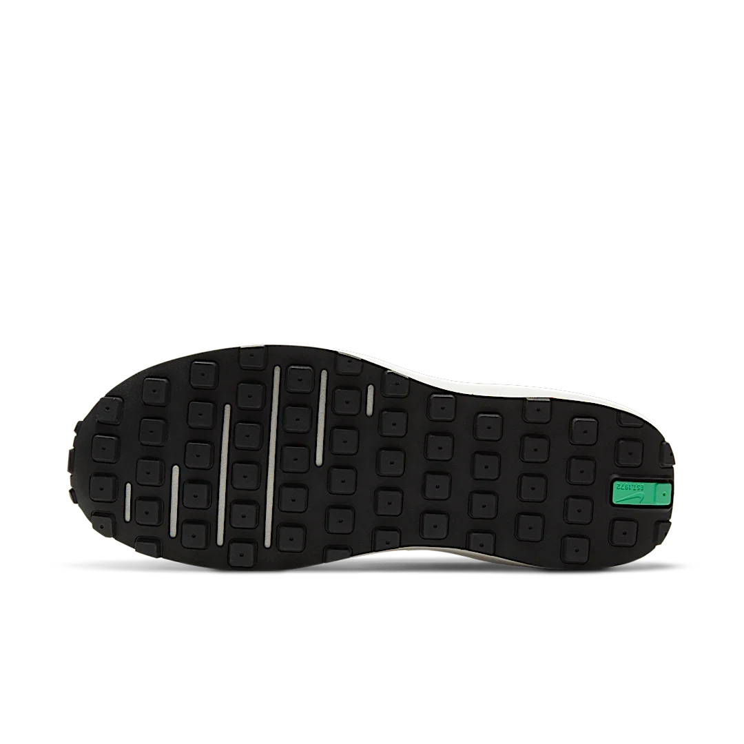 Overkicks - Nike Waffle One Summit White (Womens) (DC2533-101) - detalle suela