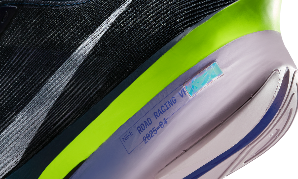 Overkicks - Nike ZoomX Vaporfly Next% 4 Obsidian Persian Violet White (HF6414-401) - detalle