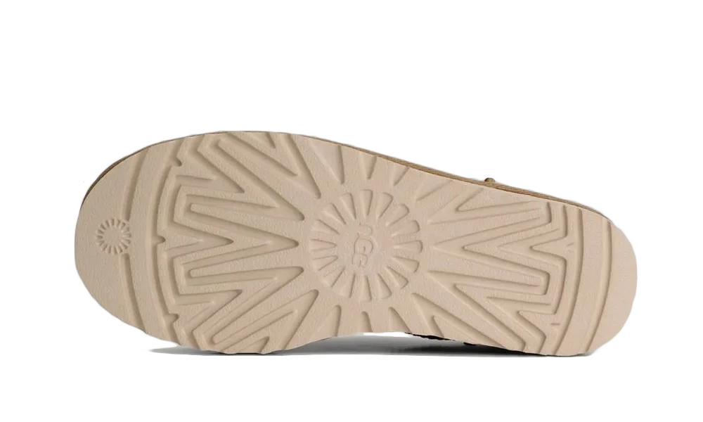 Overkicks - UGG Classic Micro Sun Stitch Slipper Mustard Seed (Womens) (1178192-MDSD) - detalle suela