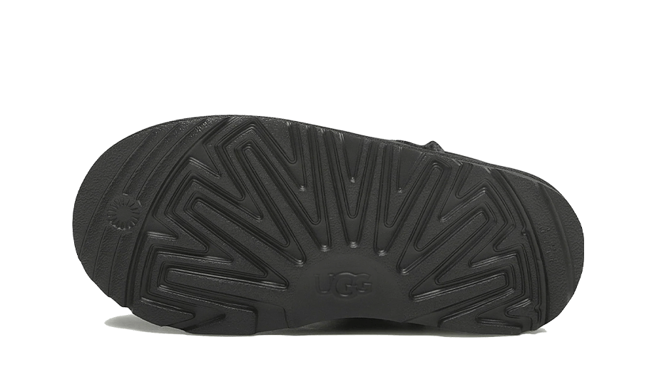Overkicks - UGG Classic Ultra Mini Boot Black (Kids) (1130750K-BLK) - imagen 3