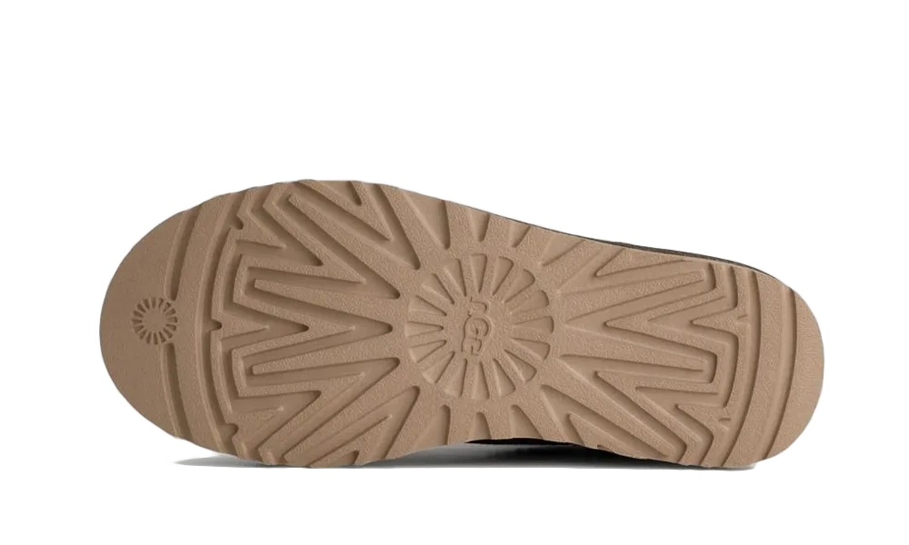 Overkicks - UGG Classic Ultra Mini Boot Dried Oregano (Womens) (1116109-DDRG) - detalle suela