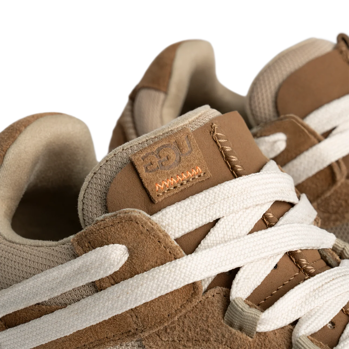 Overkicks - UGG RetroFi Low Chestnut (1167070-CHE) - detalle suela