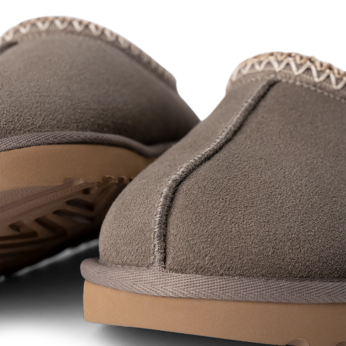 Overkicks - UGG Tasman Slipper Smoke Plume (Womens) (5955-SKP) - vista superior