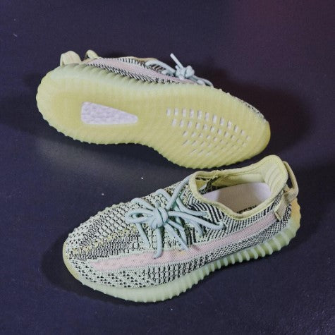 Overkicks - Yeezy Boost 350 V2 Yeezreel (Non-Reflective) (FW5191) - detalle lateral interior