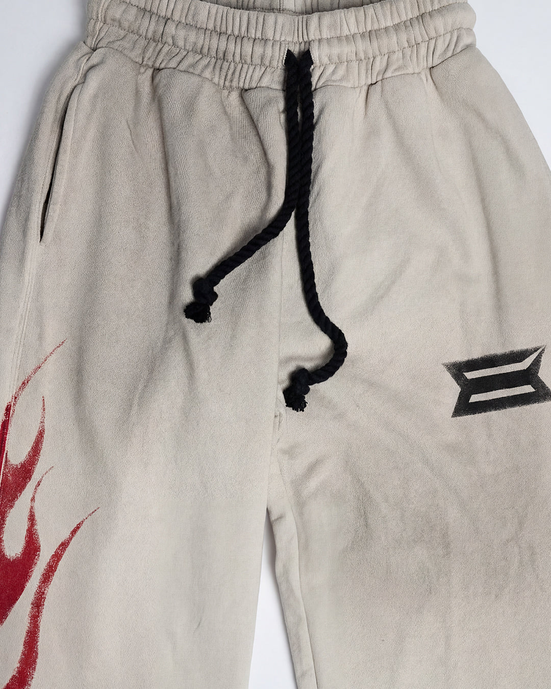 FUEL INJECTED BONE SWEATPANTS