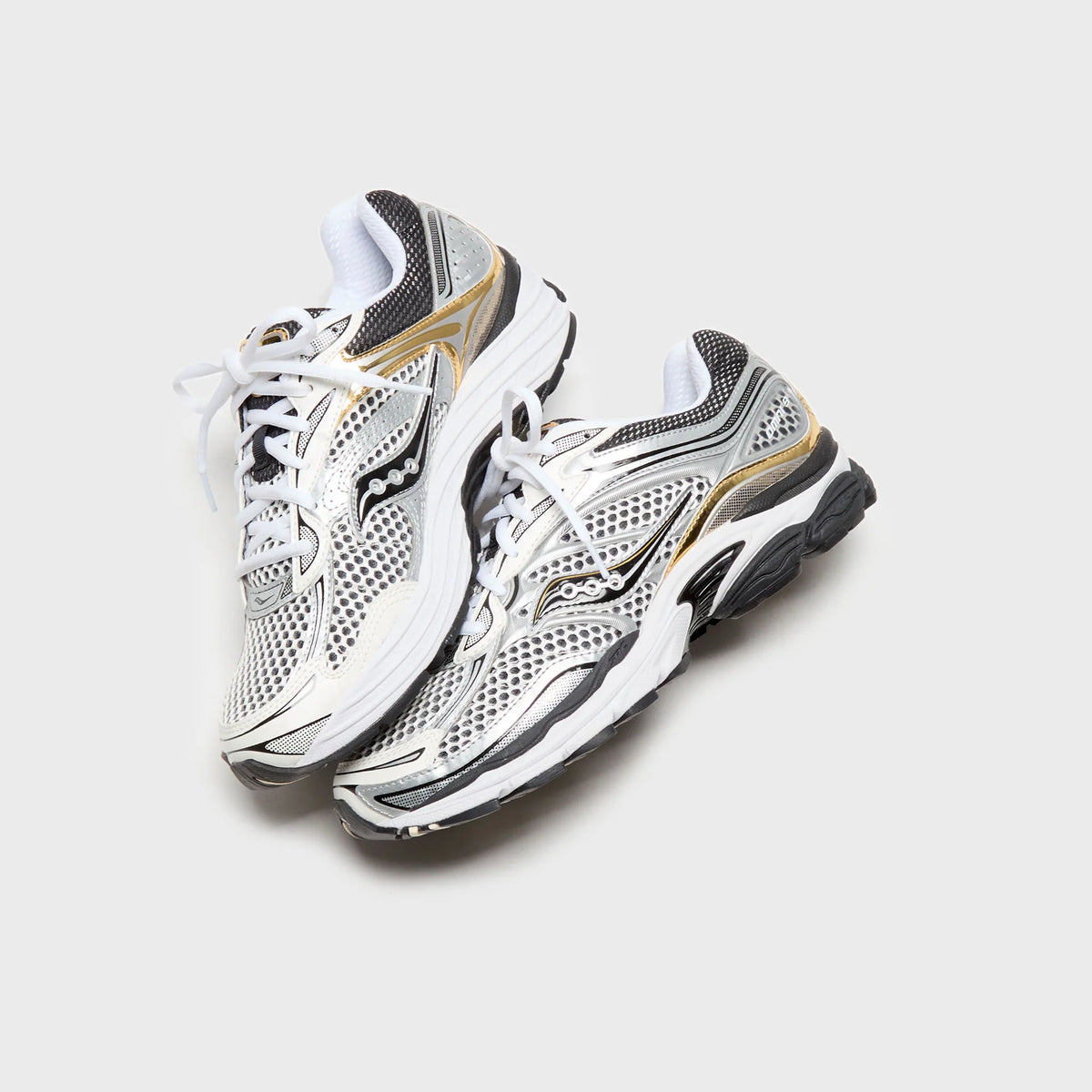 Saucony ProGrid Omni 9 Silver Gold