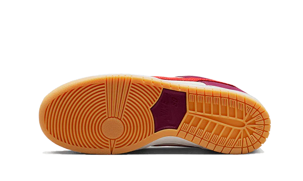 SB Dunk Low Skate Like A Girl Bordeaux