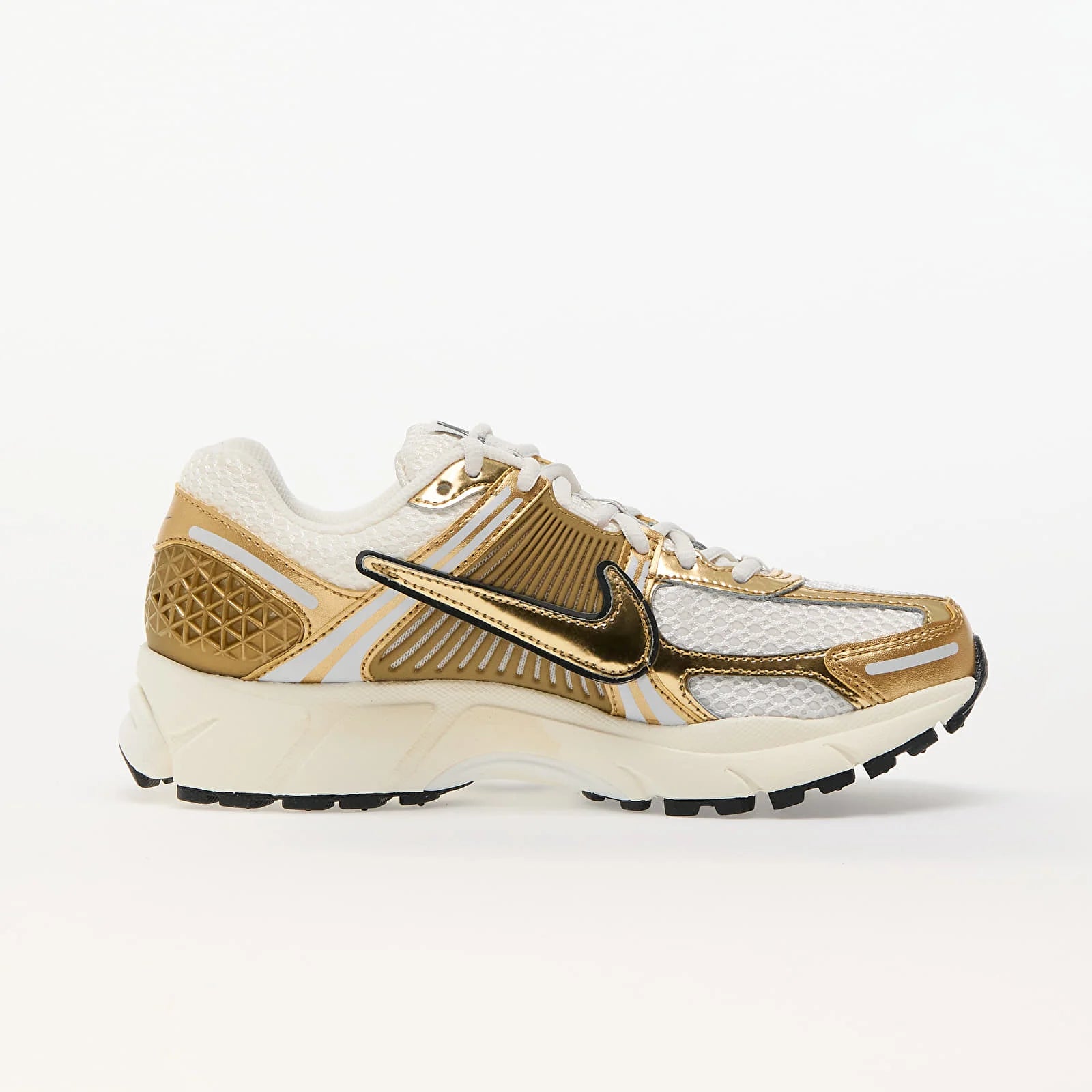 Nike Zoom Vomero 5 Metallic Gold