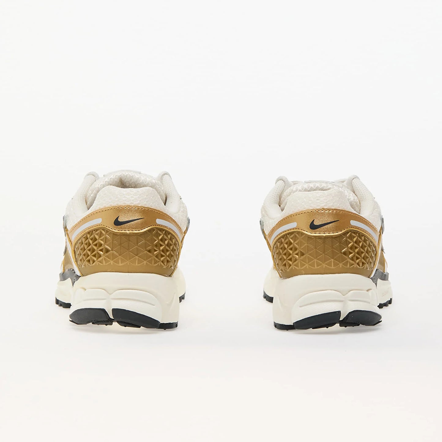 Nike Zoom Vomero 5 Metallic Gold
