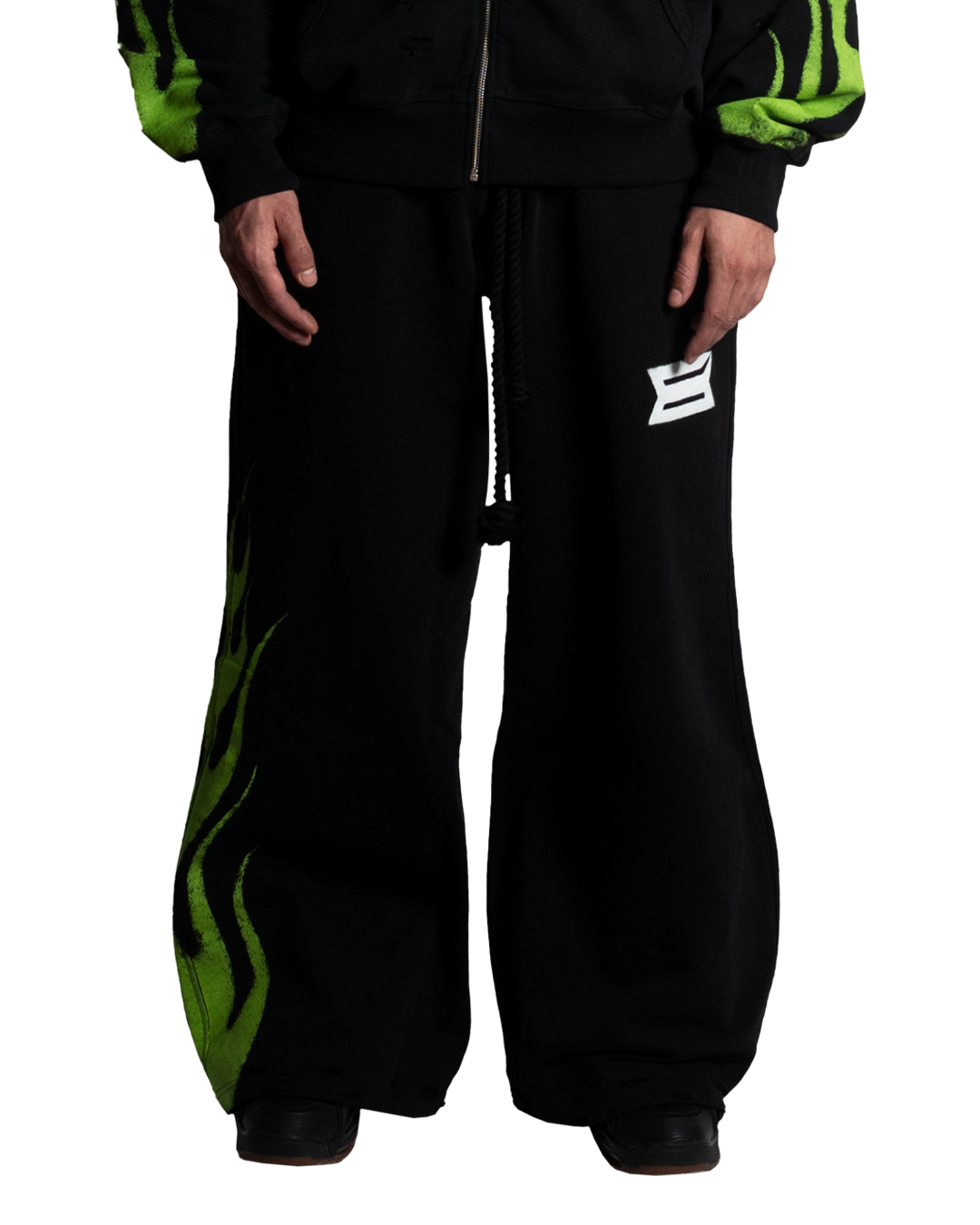 FUEL INJECTED BLACK SWEATPANTS