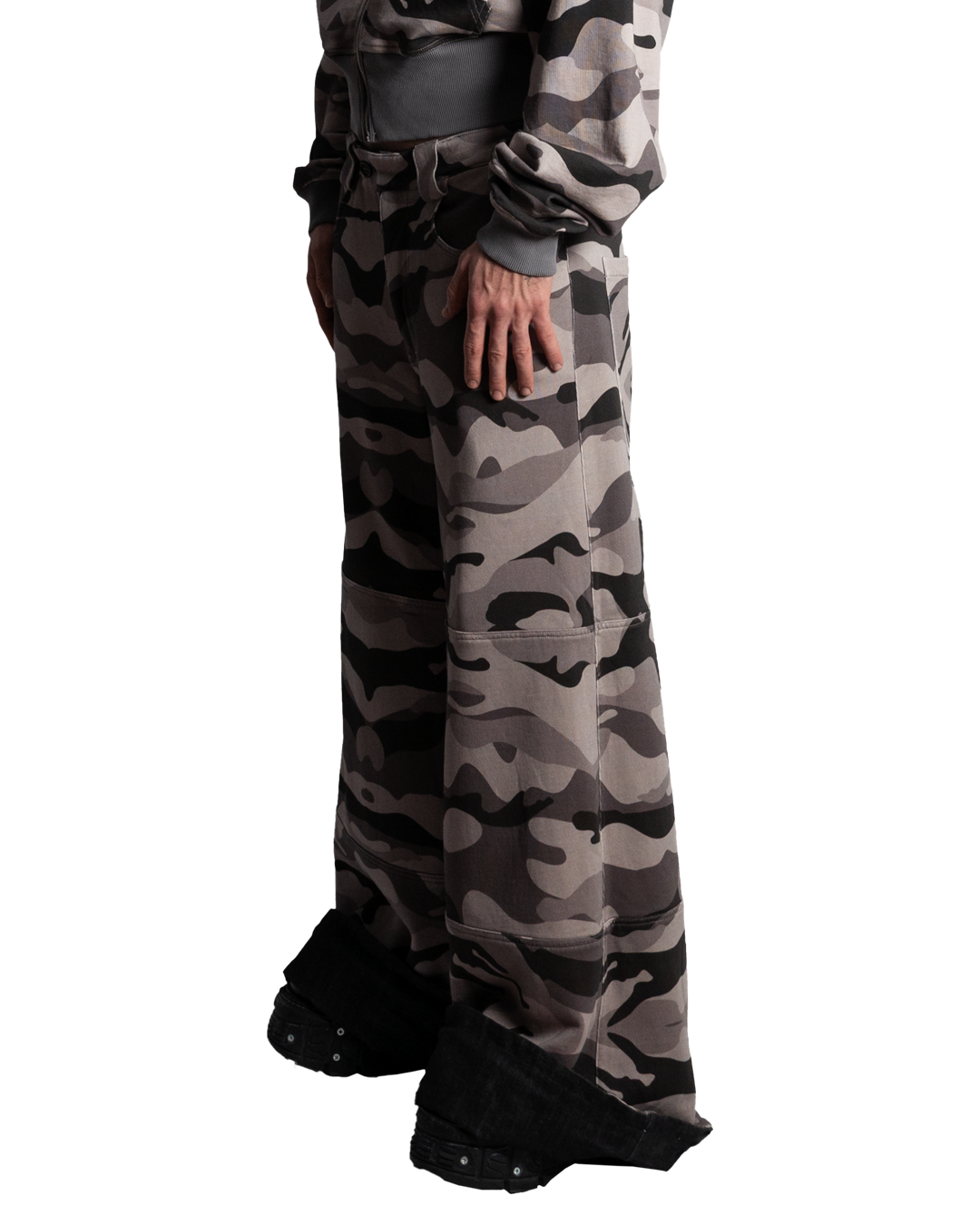 CAMO/DENIM REVERSIBLE PANTS
