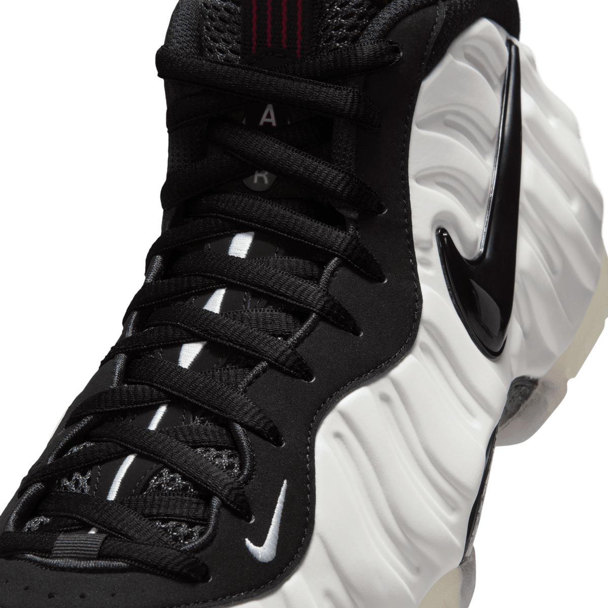 Nike Air Foamposite Pro Pearl (2025) 7