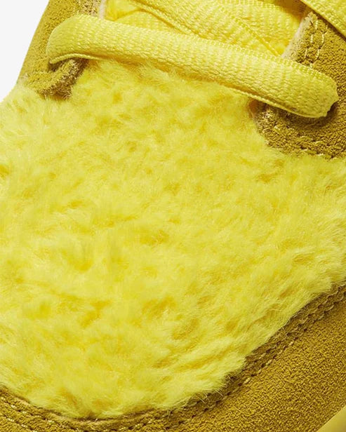 Nike SB Dunk Low Grateful Dead Bears Yellow