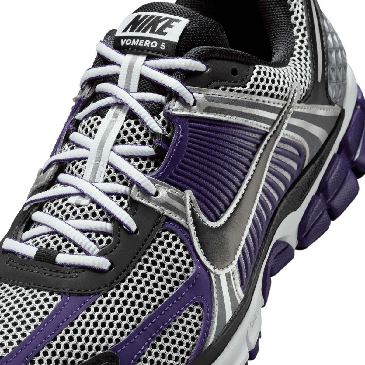 Nike Zoom Vomero 5 Metallic Silver Court Purple 4