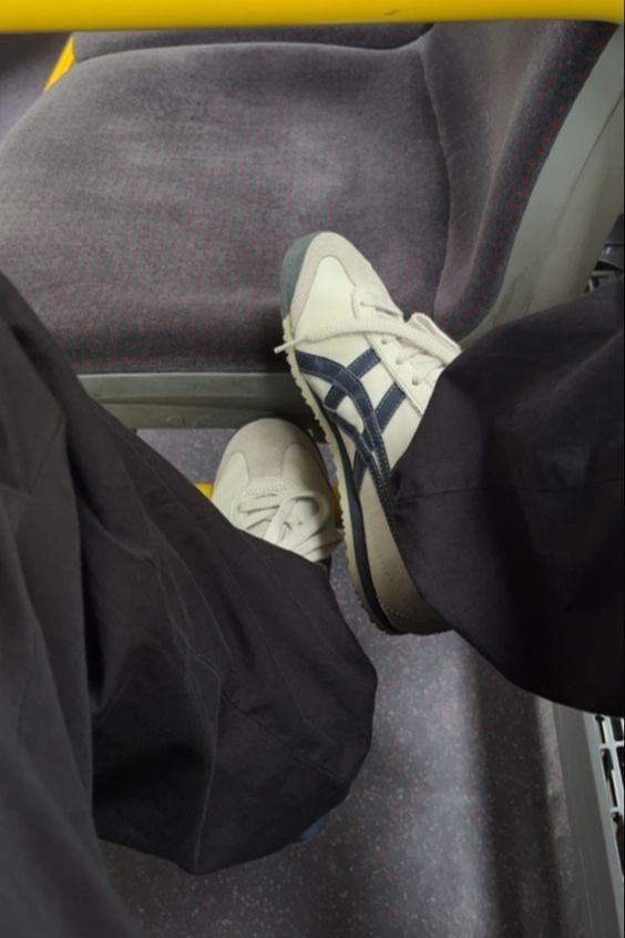 Onitsuka Tiger Mexico 66 Birch Peacoat