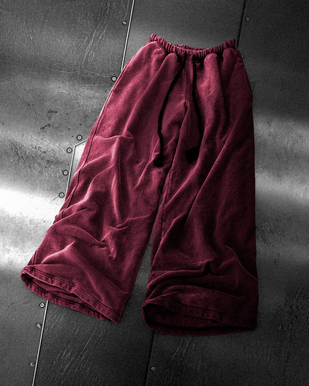 HEAVY-WEIGHT WASHED RED SWEATPANTS