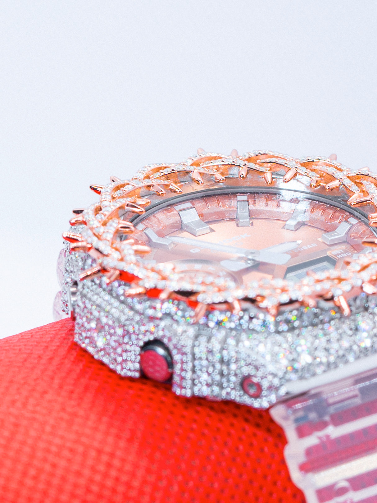 G-shock personalizado con brillantes