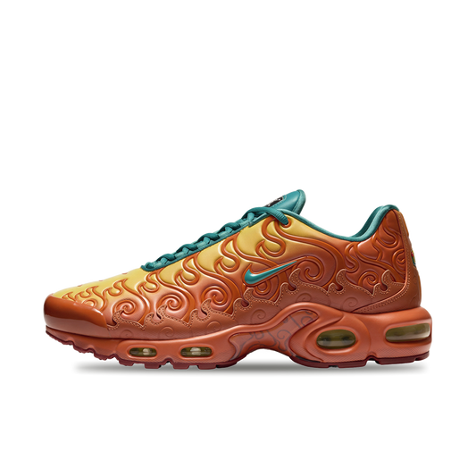 Nike Air Max Plus One Piece Mera Mera