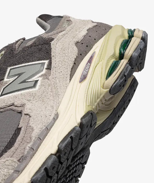 New Balance 2002R Protection Pack Rain Cloud