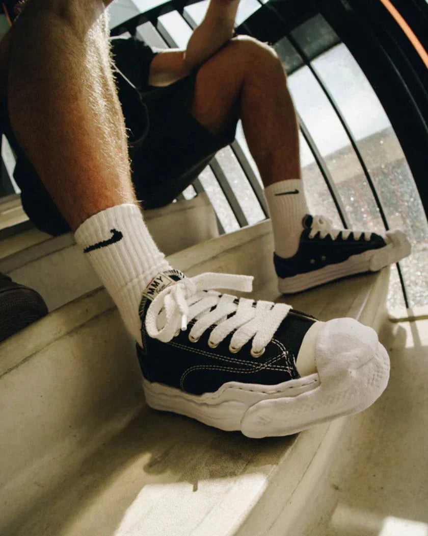 Maison Mihara Yasuhiro Peterson OG Sole Canvas Low Black