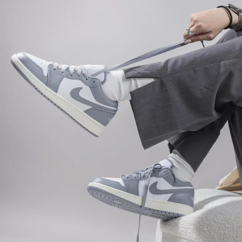 Air Jordan 1 Low Vintage Stealth Grey