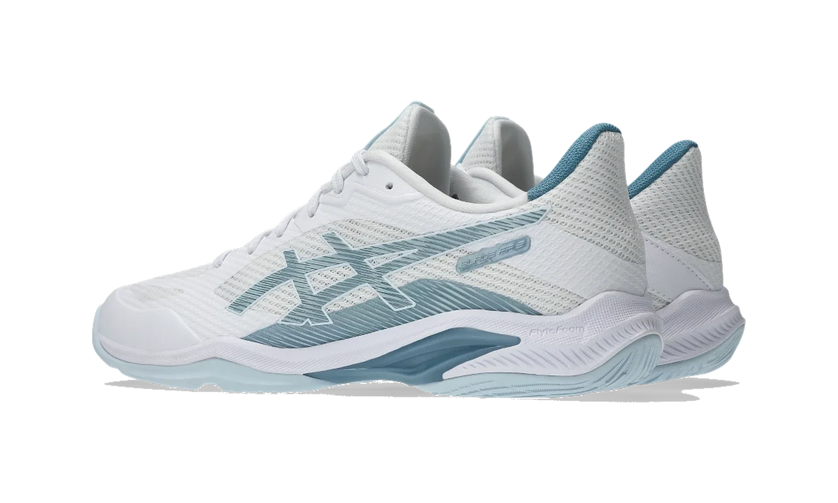 Overkicks - ASICS Blade FF 2 White Cool Grey (1071A117-102) - par completo