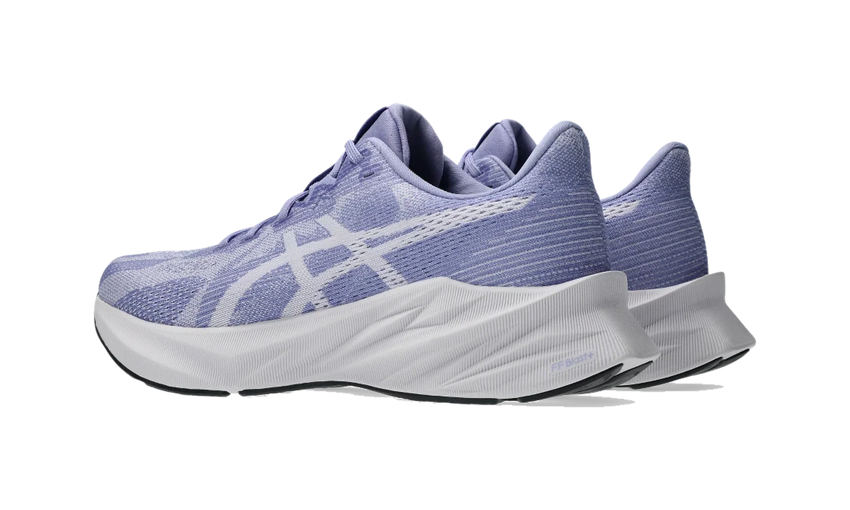 Overkicks - ASICS Dynablast 5 Bluebell Lilac Hint (Womens) (1012B776-501) - par completo
