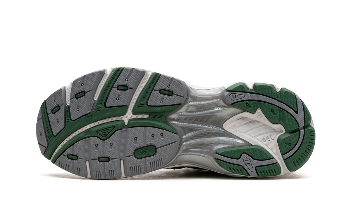 Overkicks - ASICS GT-2160 White Shamrock Green (1203A275-103) - vista superior