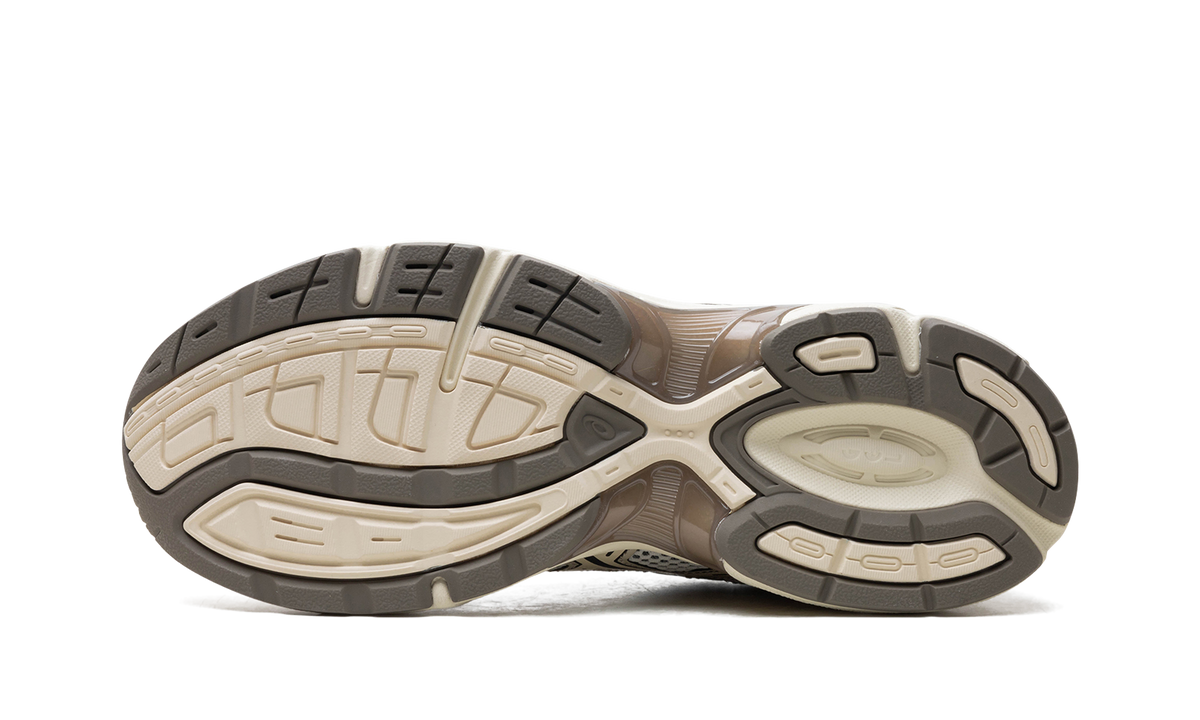 Overkicks - ASICS Gel-1130 Birch Dark Taupe (Korea Exclusive) (1201A995-200) - vista superior