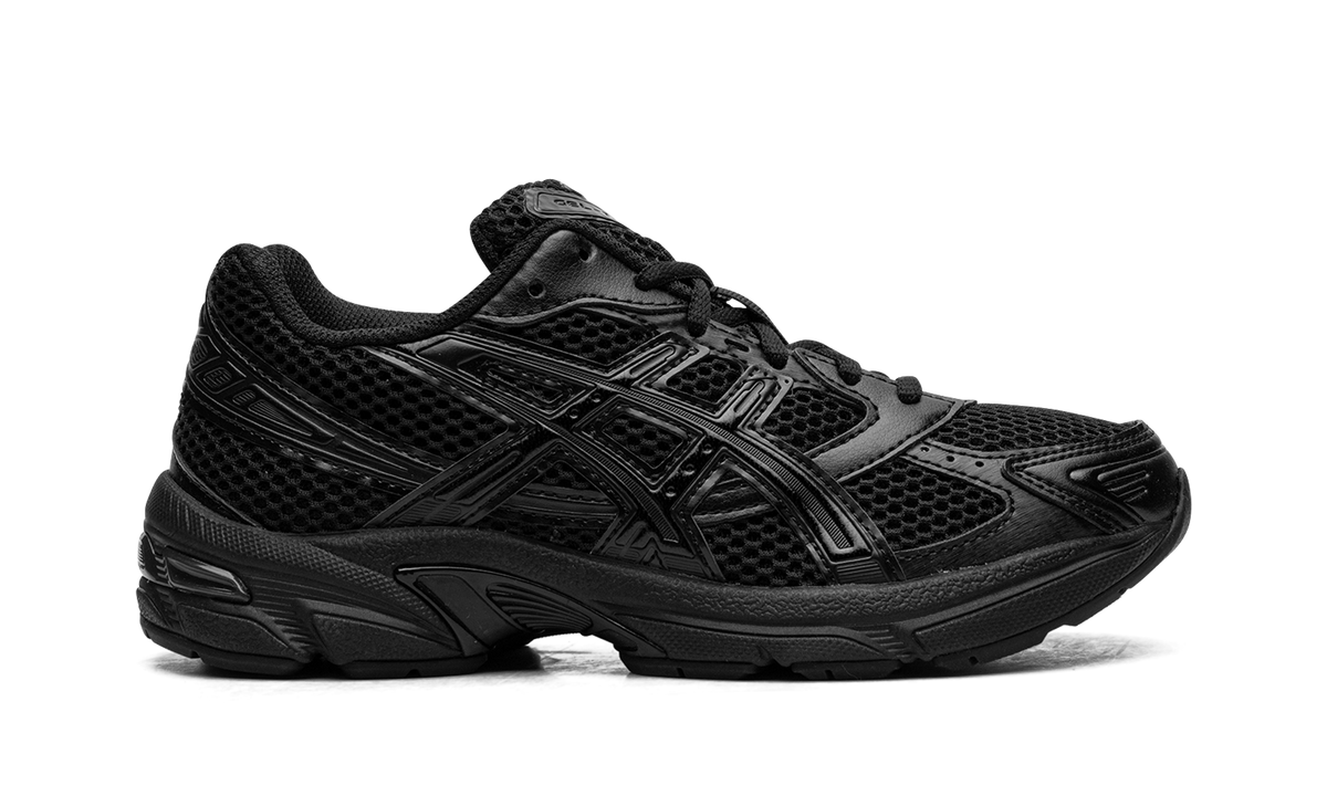 Overkicks - ASICS Gel-1130 Black Graphite Grey (1201A256-002) - detalle talon