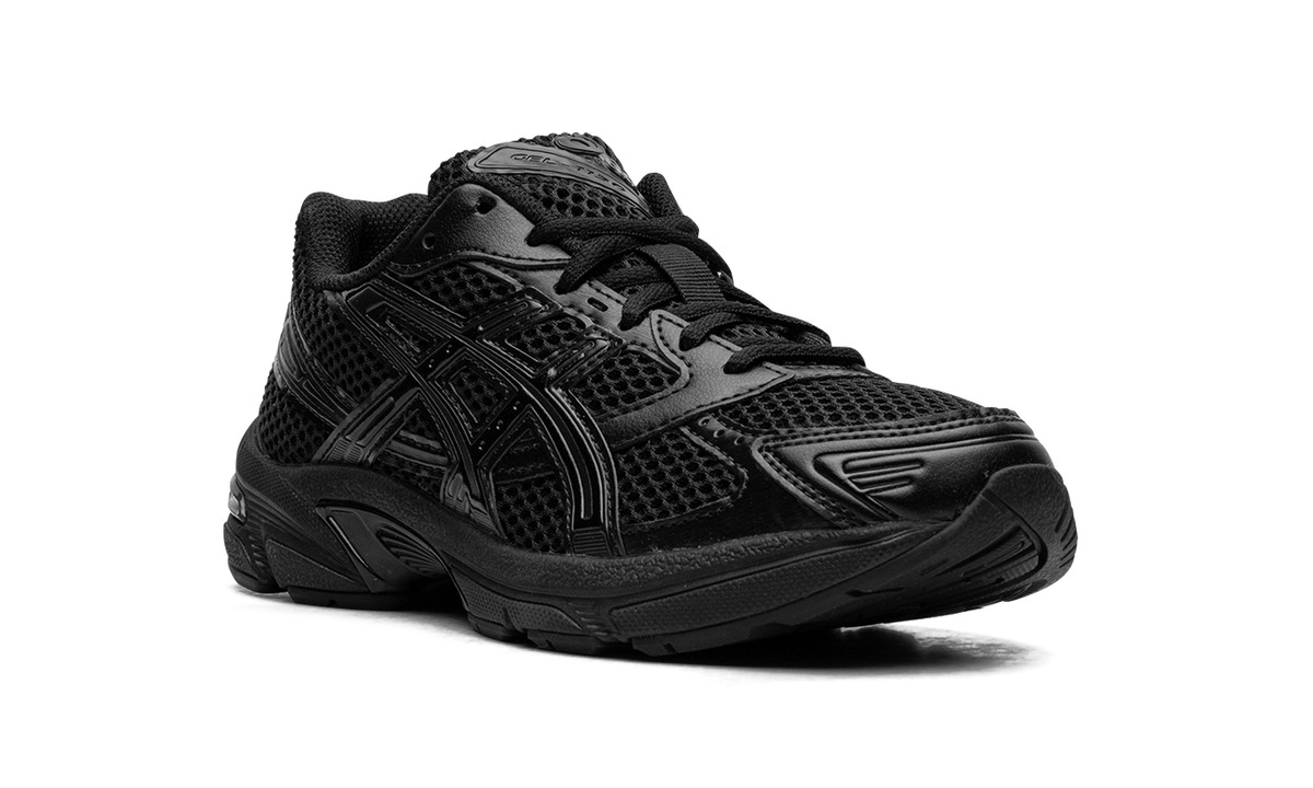 Overkicks - ASICS Gel-1130 Black Graphite Grey (1201A256-002) - detalle lateral interior