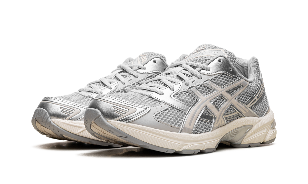Overkicks - ASICS Gel-1130 Cloud Grey Oatmeal (Womens) (1202A164-023) - vista trasera
