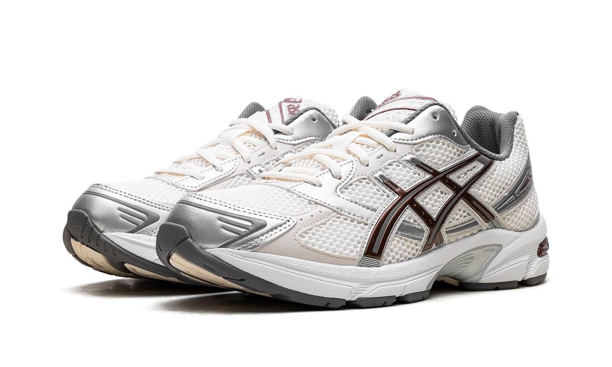 Overkicks - ASICS Gel-1130 Cream Reddish Brown (Womens) (1202A164-119) - vista trasera