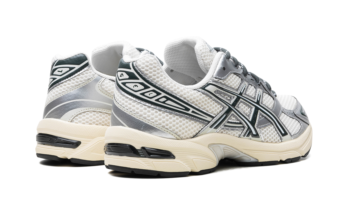 Overkicks - ASICS Gel-1130 Kith Cream Scarab (2024) (1203A565-100) - par completo