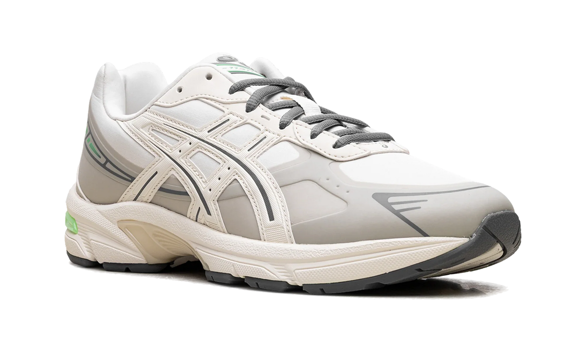 Overkicks - ASICS Gel-1130 NS Cream Carbon (1203A413-100) - detalle talon