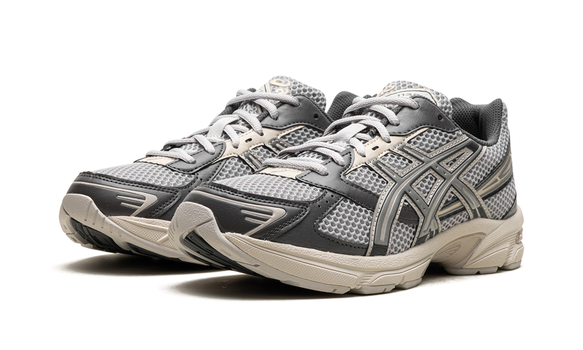 Overkicks - ASICS Gel-1130 Oyster Grey (1201A256-025) - vista trasera