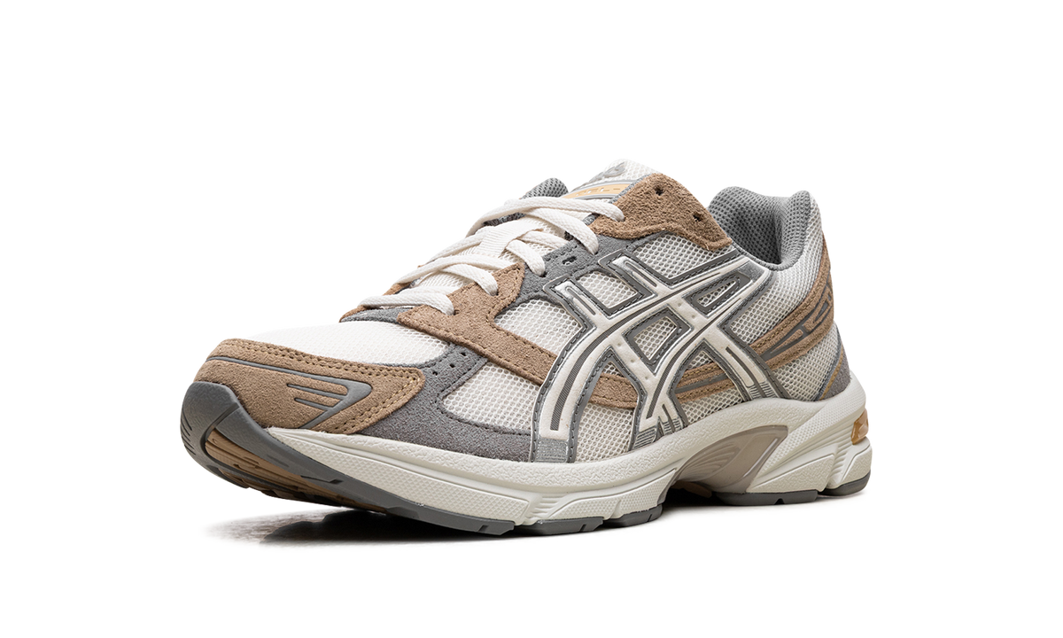 Overkicks - ASICS Gel-1130 Pale Oak Clay Grey (1203A610-200) - detalle suela