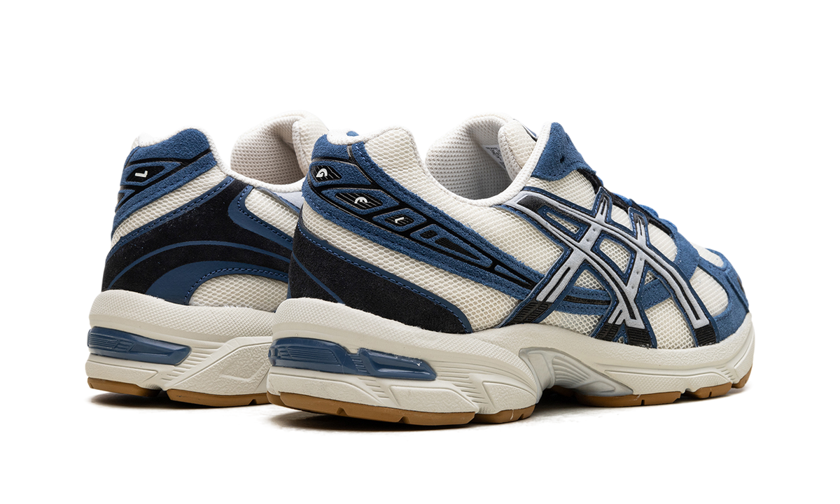 Overkicks - ASICS Gel-1130 Pale Oak Grand Shark (1201A255-201) - par completo