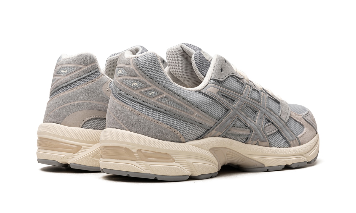 Overkicks - ASICS Gel-1130 Piedmont Gray (1201A255-022) - par completo