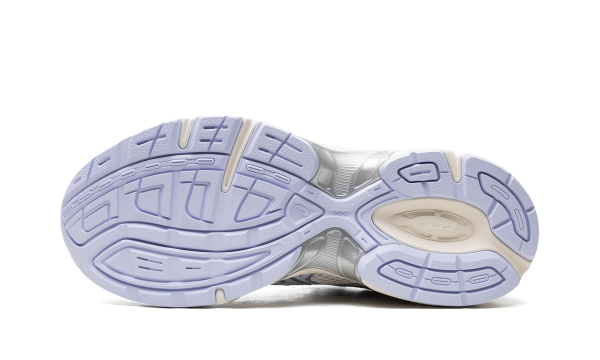 Overkicks - ASICS Gel-1130 Silver Pack Blue Fade (Womens) (1202A505-102) - vista superior